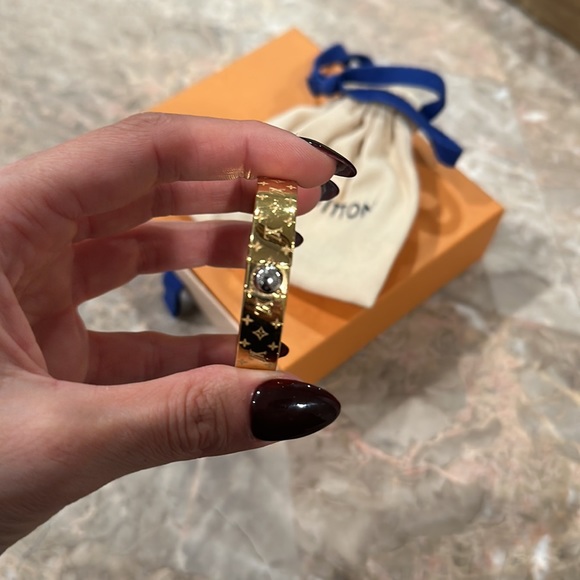 Louis Vuitton nanogram cuff - Picture 3 of 5